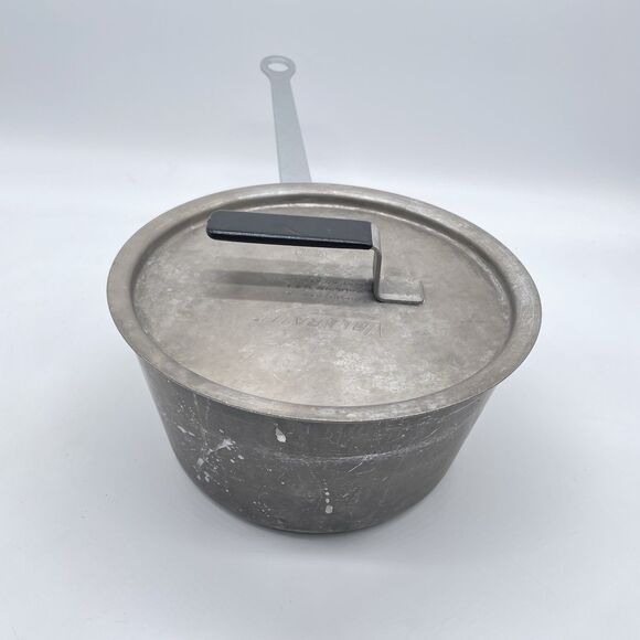 Vollrath 67303 3.75 Qt Aluminum Sauce Pan w/ 67313 Lid NSF Commercial USA - Picture 3 of 11